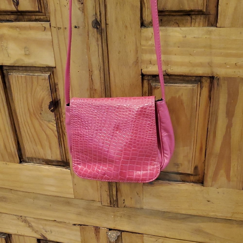 Private Label Pink Crocodile-Embossed Shoulder Bag Crossbody